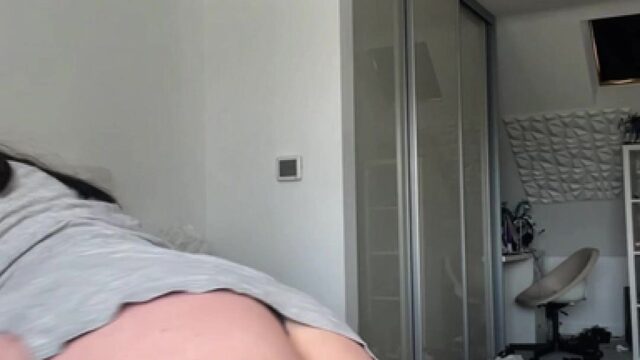 Sexy British milf joi