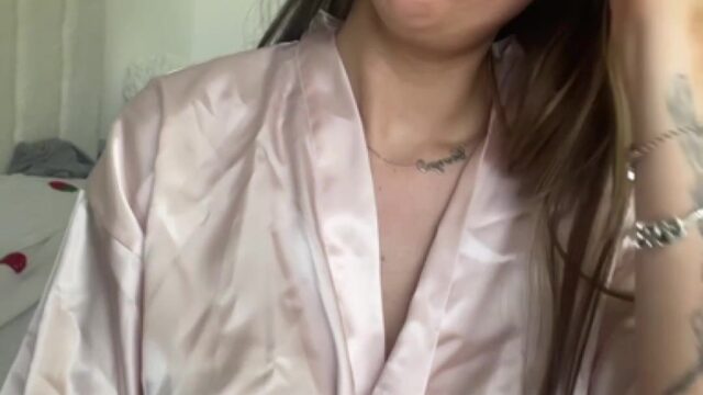 Sexy British Milf dirty talk joi